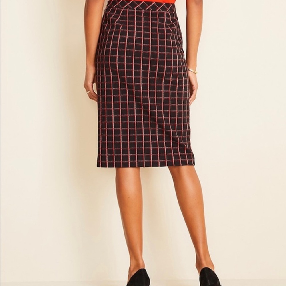 Ann Taylor Plaid Tweed Pencil Midi Skirt Black Red Button Detail Size M - Picture 8 of 10